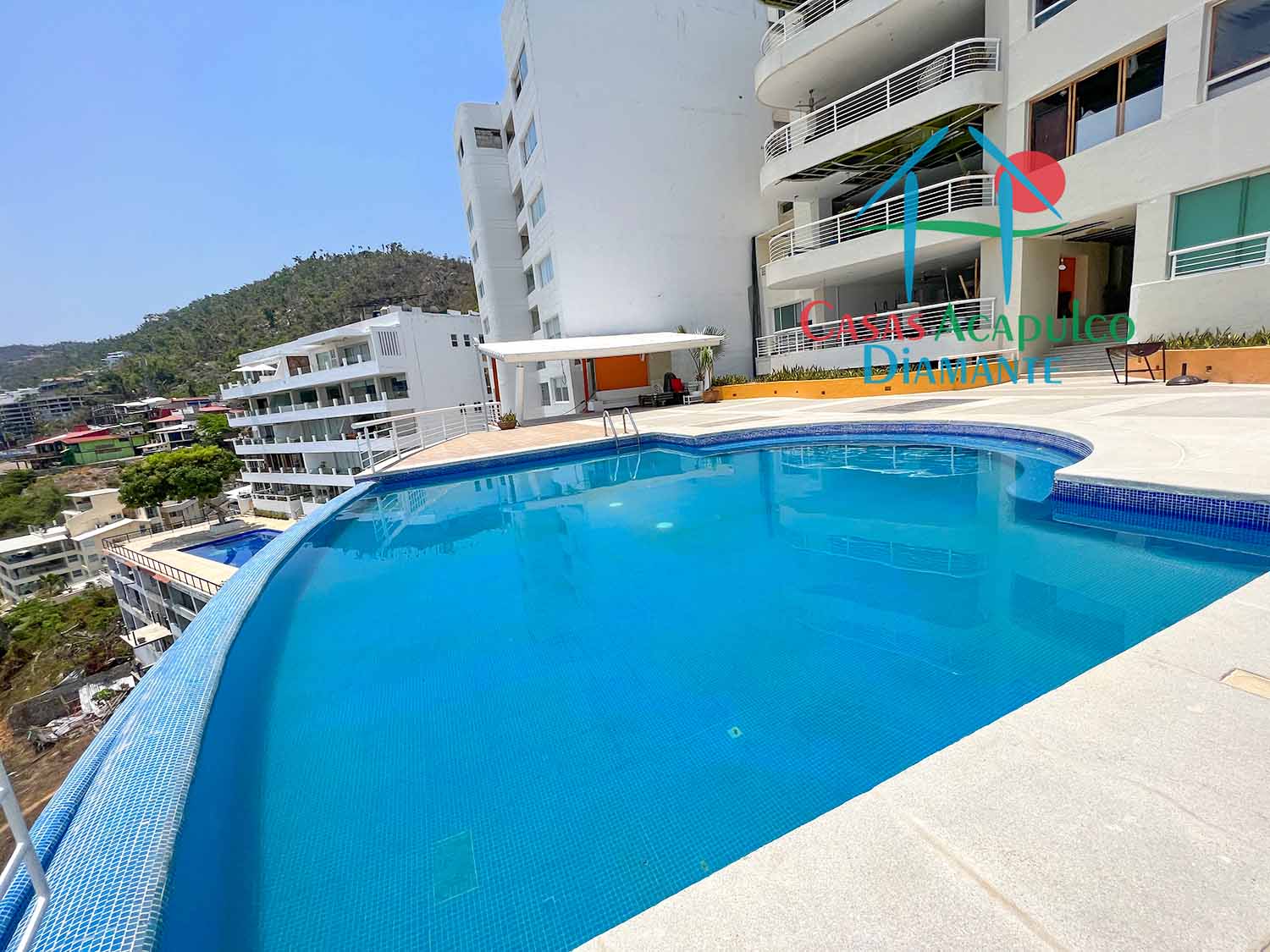 Brisas Carey 80 - Alberca 1